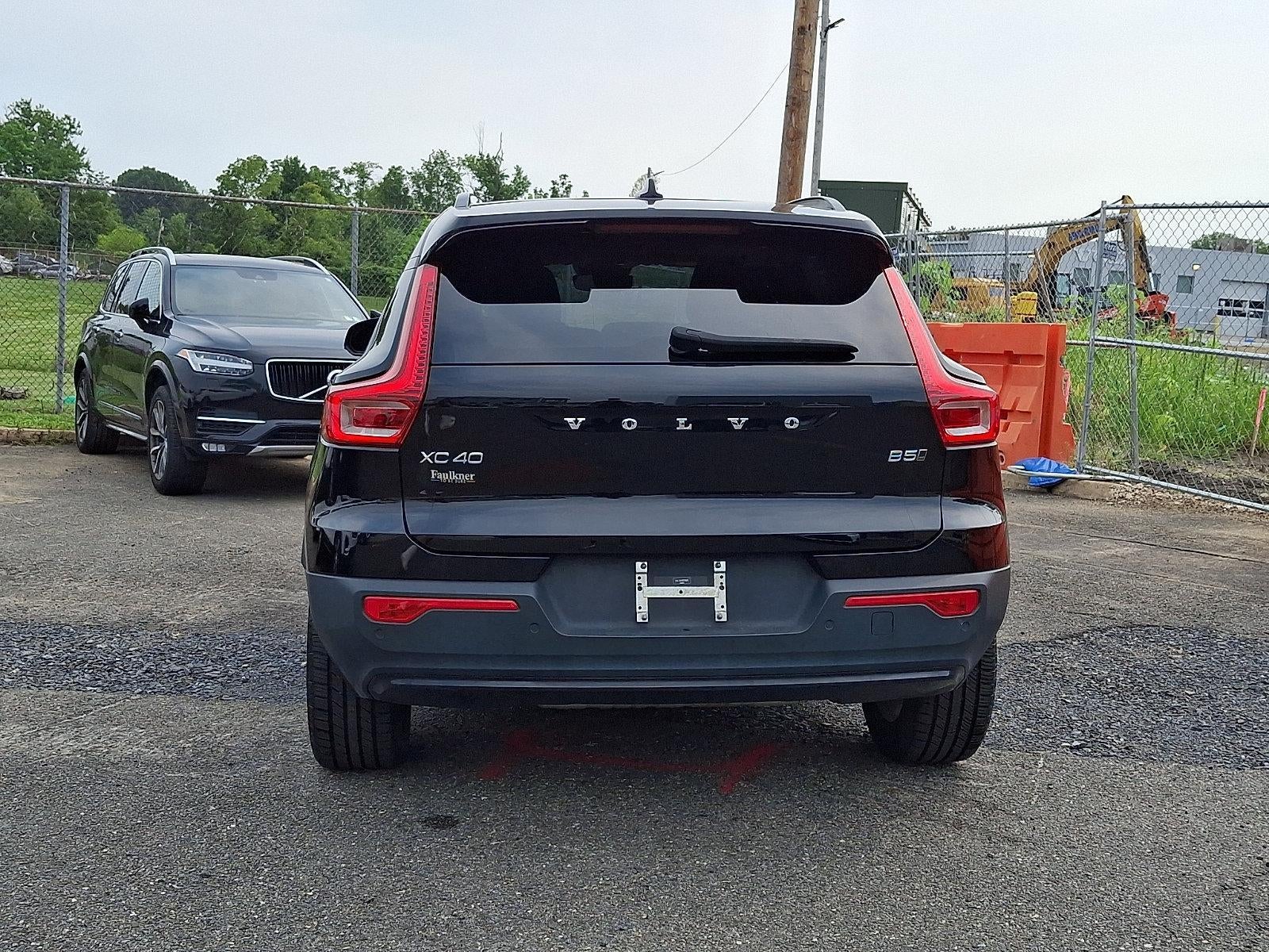 2024 Volvo XC40 B5 AWD Core Bright Theme