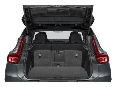 2024 Volvo XC40 B5 AWD Core Bright Theme