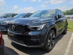 2024 Volvo XC40 B5 AWD Plus Dark Theme