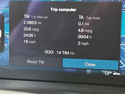 2023 Volvo XC40 B5 AWD Plus Bright Theme