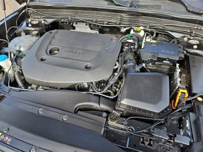 2023 Volvo XC40 B5 AWD Plus Bright Theme