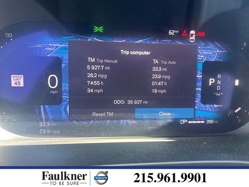 2023 Volvo XC40 B5 AWD Plus Bright Theme