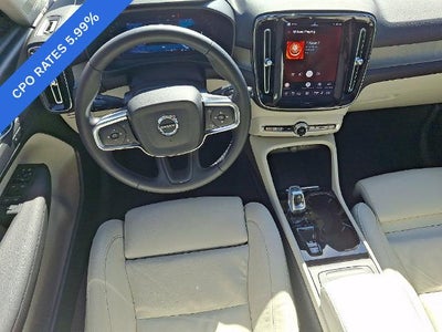 2023 Volvo XC40 B5 AWD Plus Bright Theme