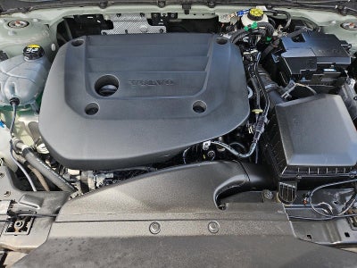 2023 Volvo XC40 B5 AWD Plus Dark Theme