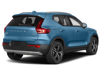 2023 Volvo XC40 B5 AWD Ultimate Dark Theme