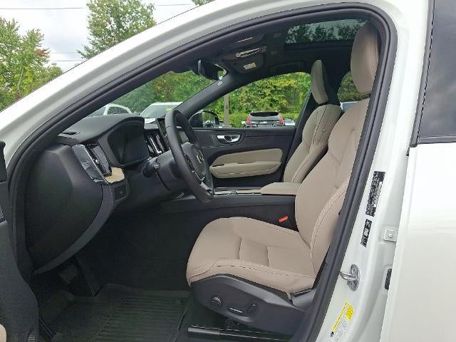 2026 Volvo XC60 B5 AWD Plus