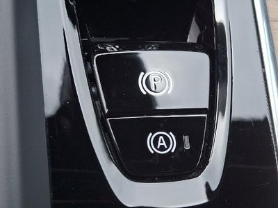 2026 Volvo XC60 B5 AWD Plus