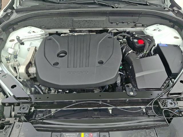 2026 Volvo XC60 B5 AWD Plus