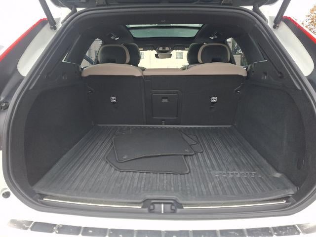 2026 Volvo XC60 B5 AWD Plus