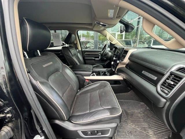 2020 RAM 1500 Laramie 4x4 Crew Cab 5'7" Box