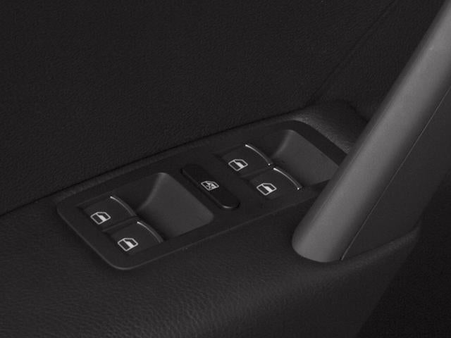 2014 Volkswagen Passat 4dr Sdn 1.8T Auto SE PZEV