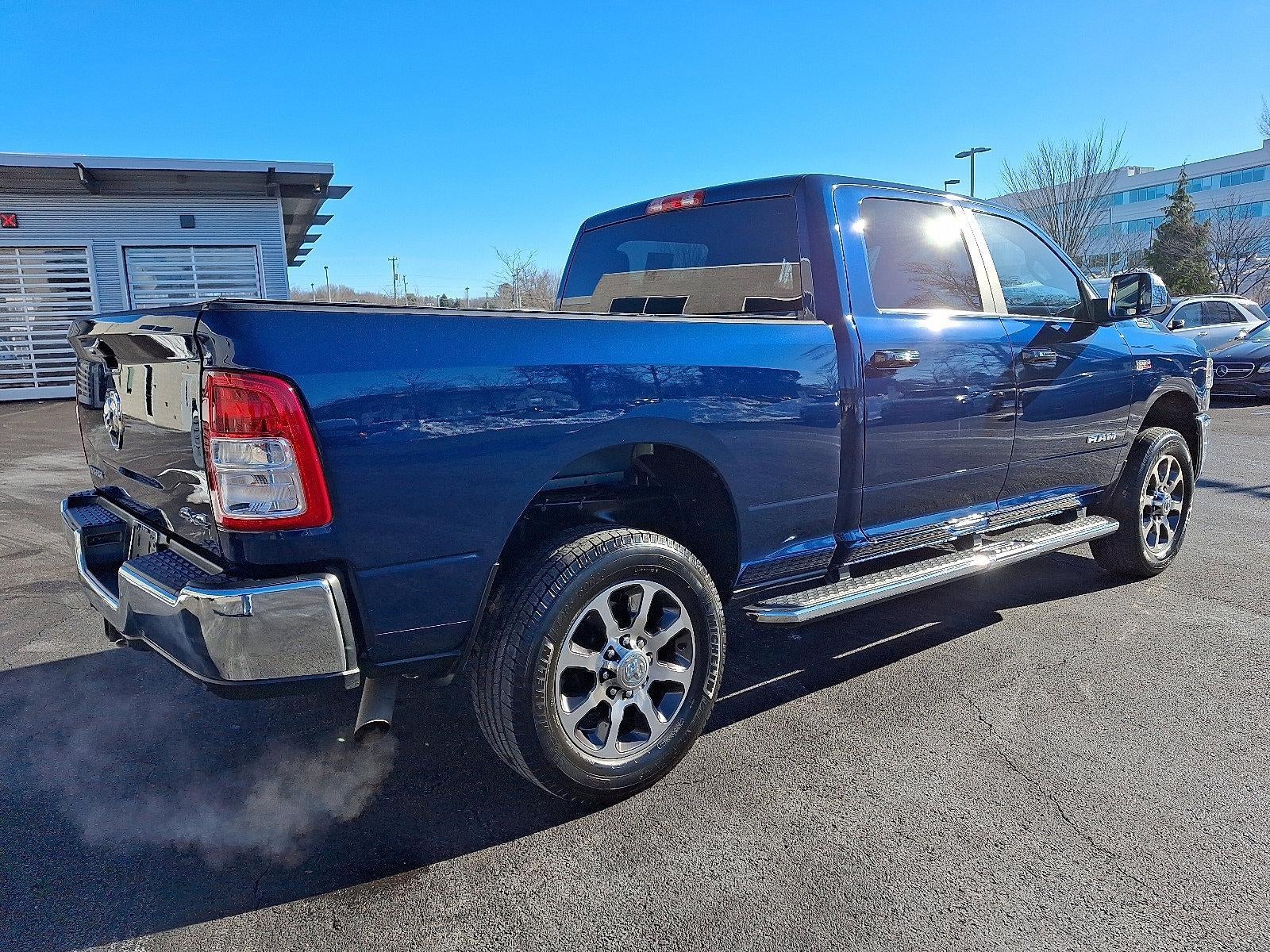 2020 RAM 2500 Big Horn 4x4 Crew Cab 6'4" Box