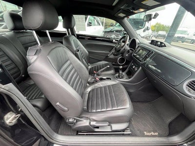 2013 Volkswagen Beetle 2dr Man 2.0T Turbo PZEV *Ltd Avail*