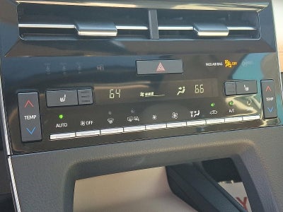 2019 Toyota Avalon Hybrid XLE (Natl)