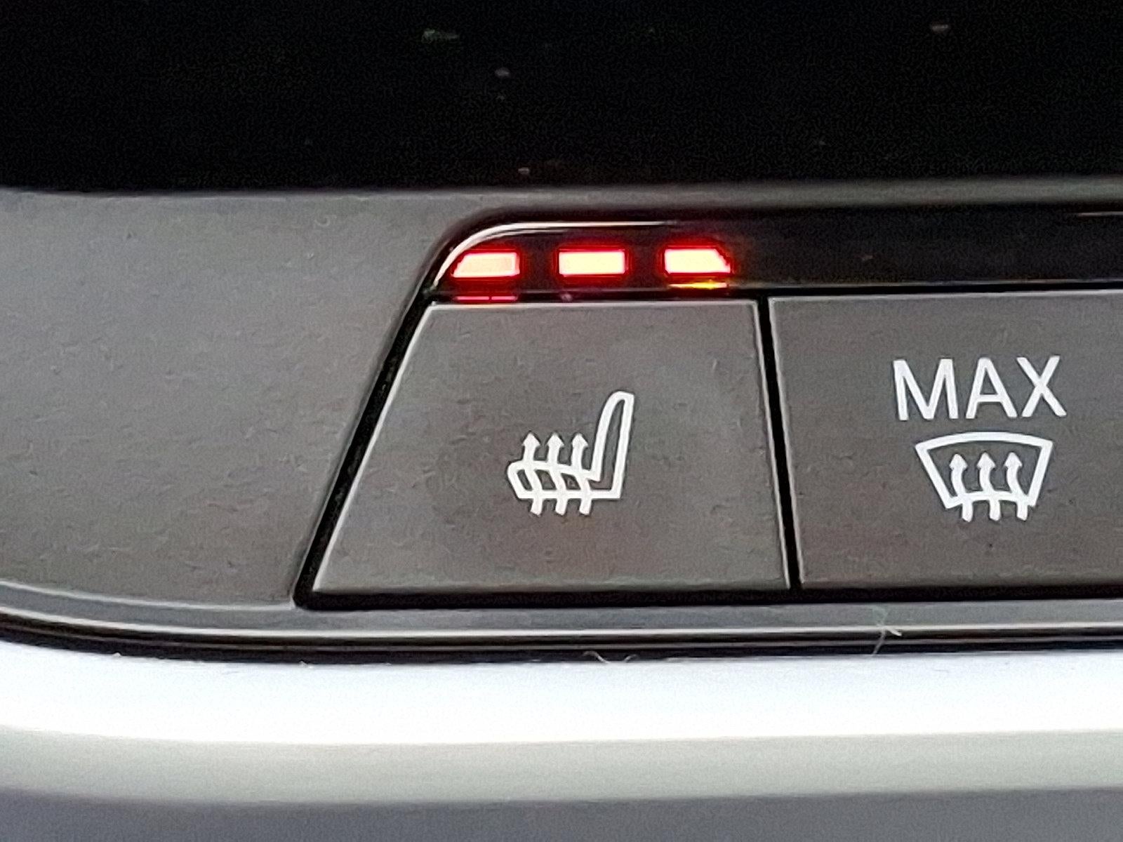 2022 BMW X7 xDrive40i Sports Activity Vehicle