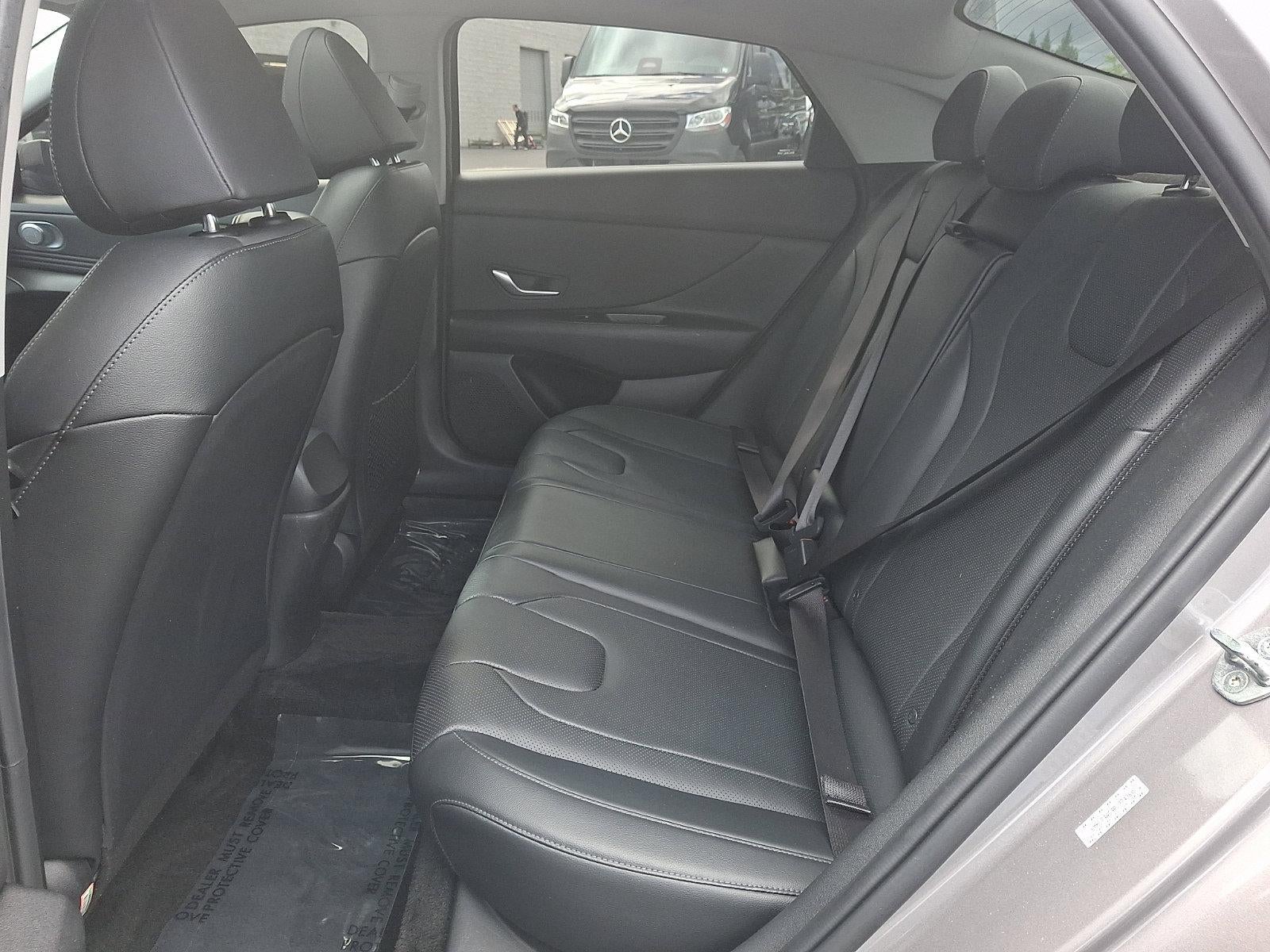 2023 Hyundai ELANTRA Limited IVT