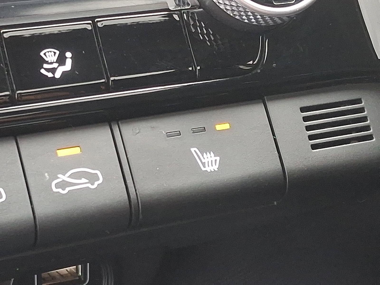 2023 Hyundai ELANTRA Limited IVT