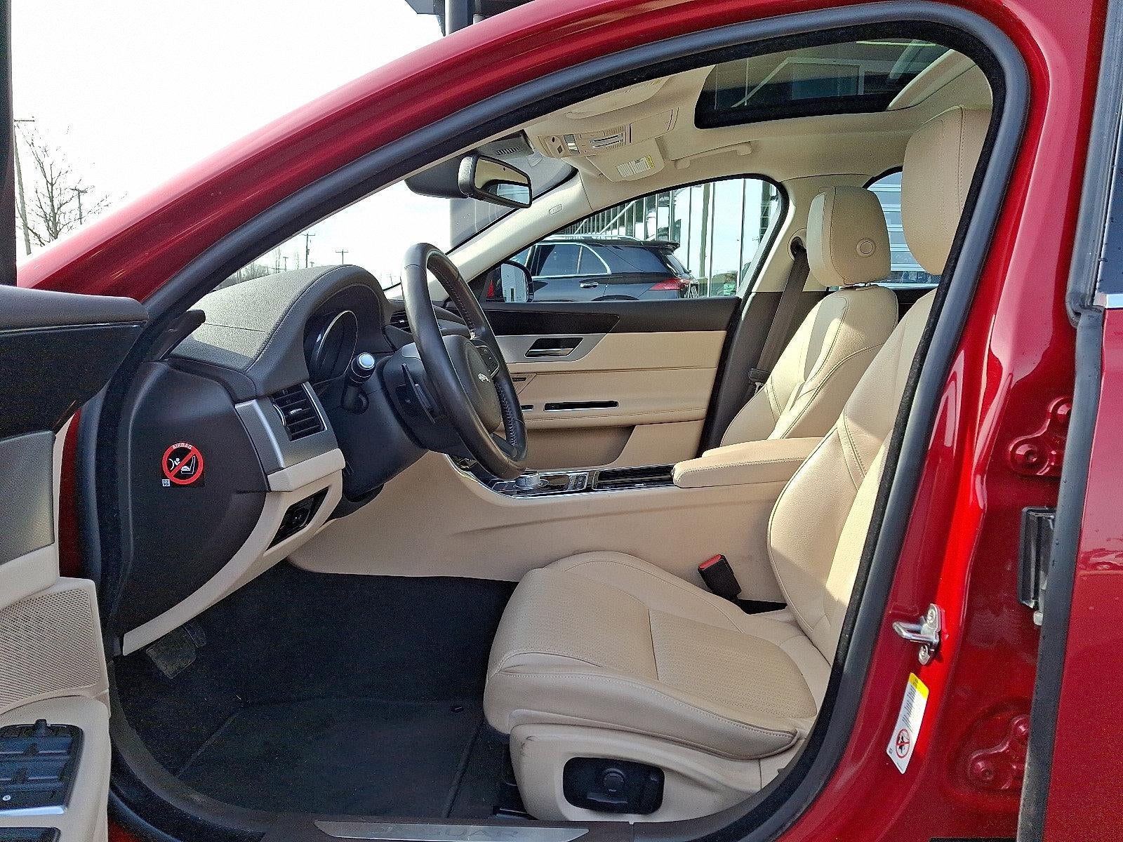 2016 Jaguar XF 4dr Sdn 35t Prestige AWD