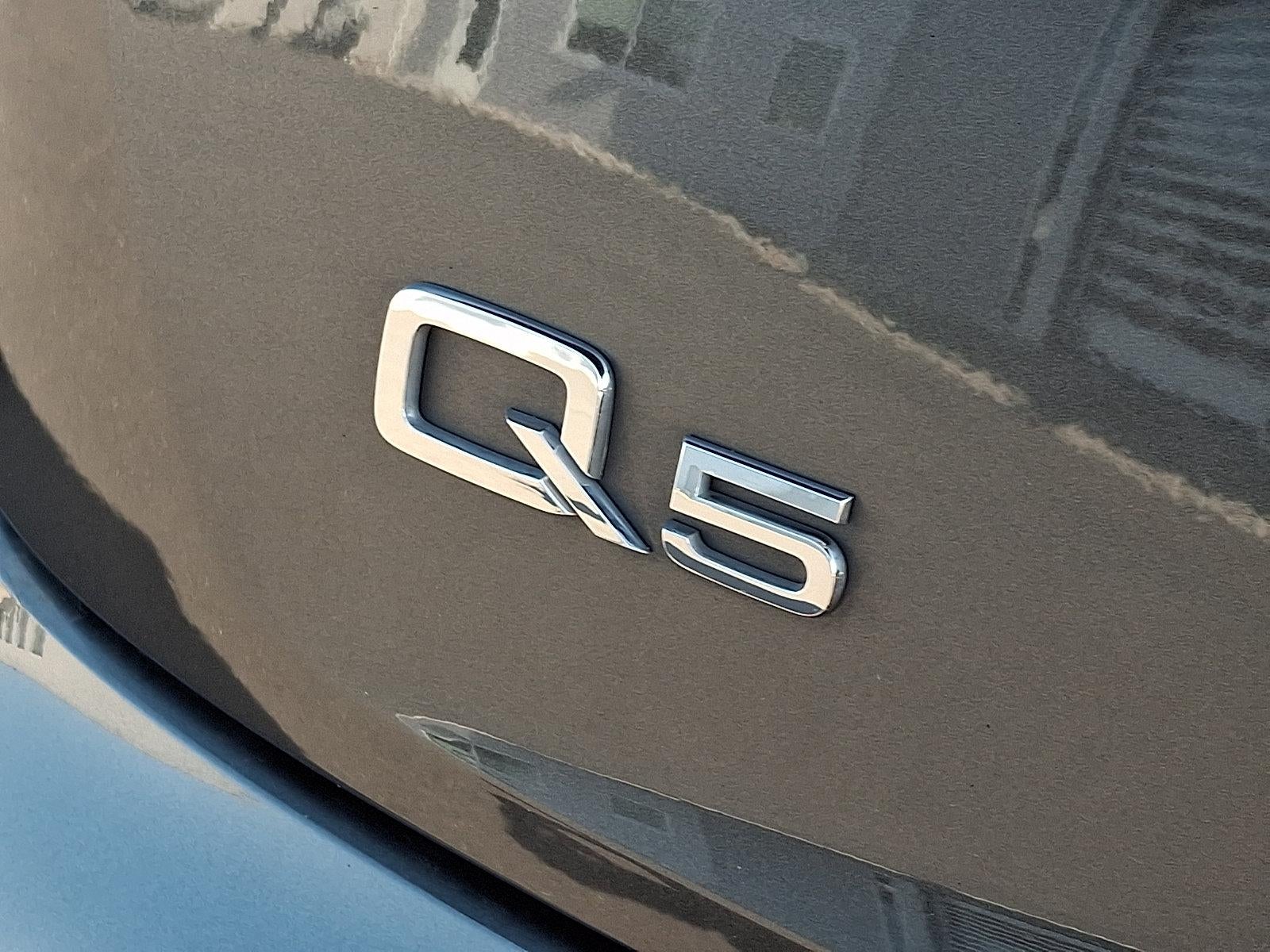 2020 Audi Q5 Titanium Premium Plus 45 TFSI quattro