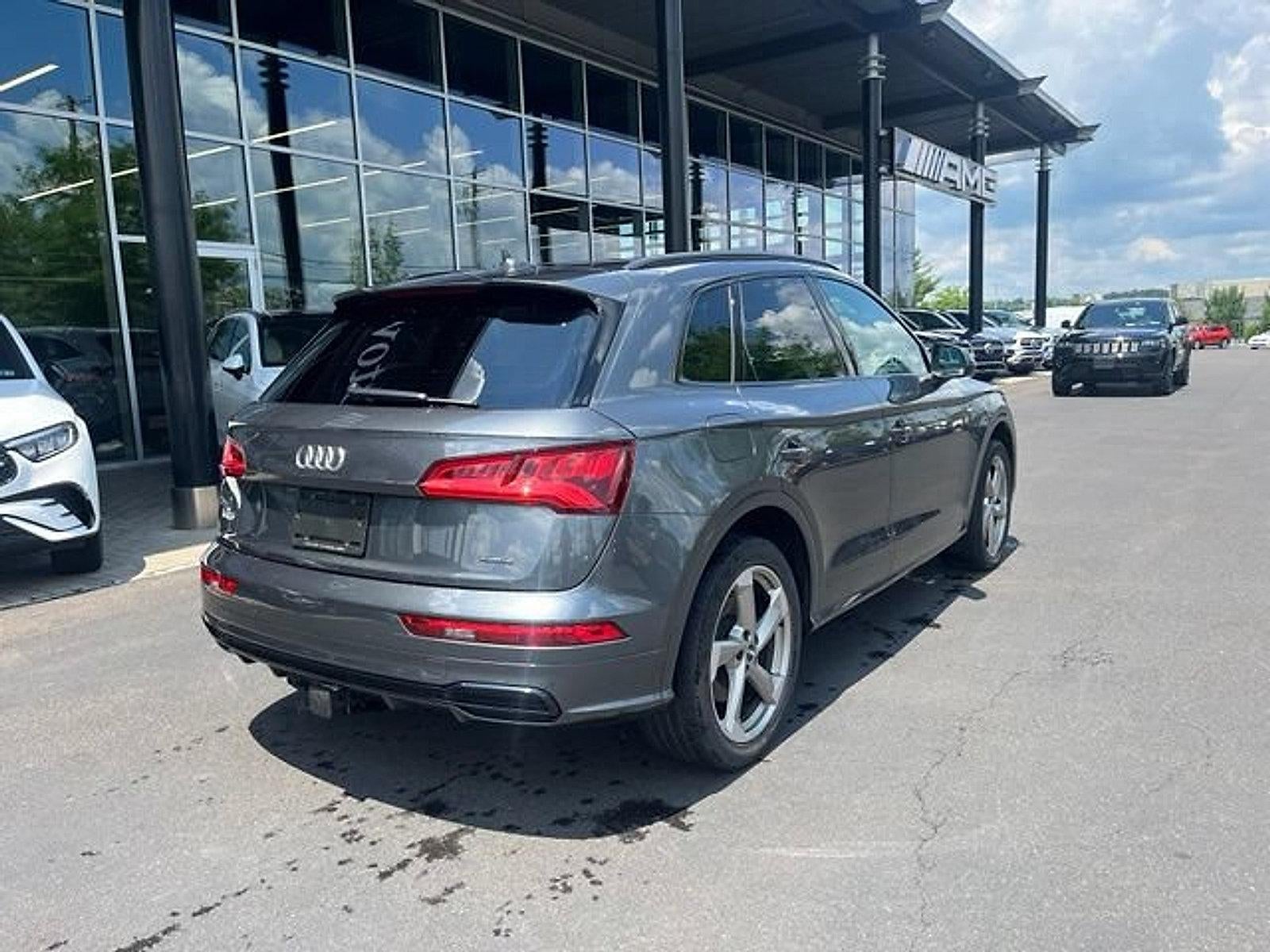 2020 Audi Q5 Titanium Premium Plus 45 TFSI quattro