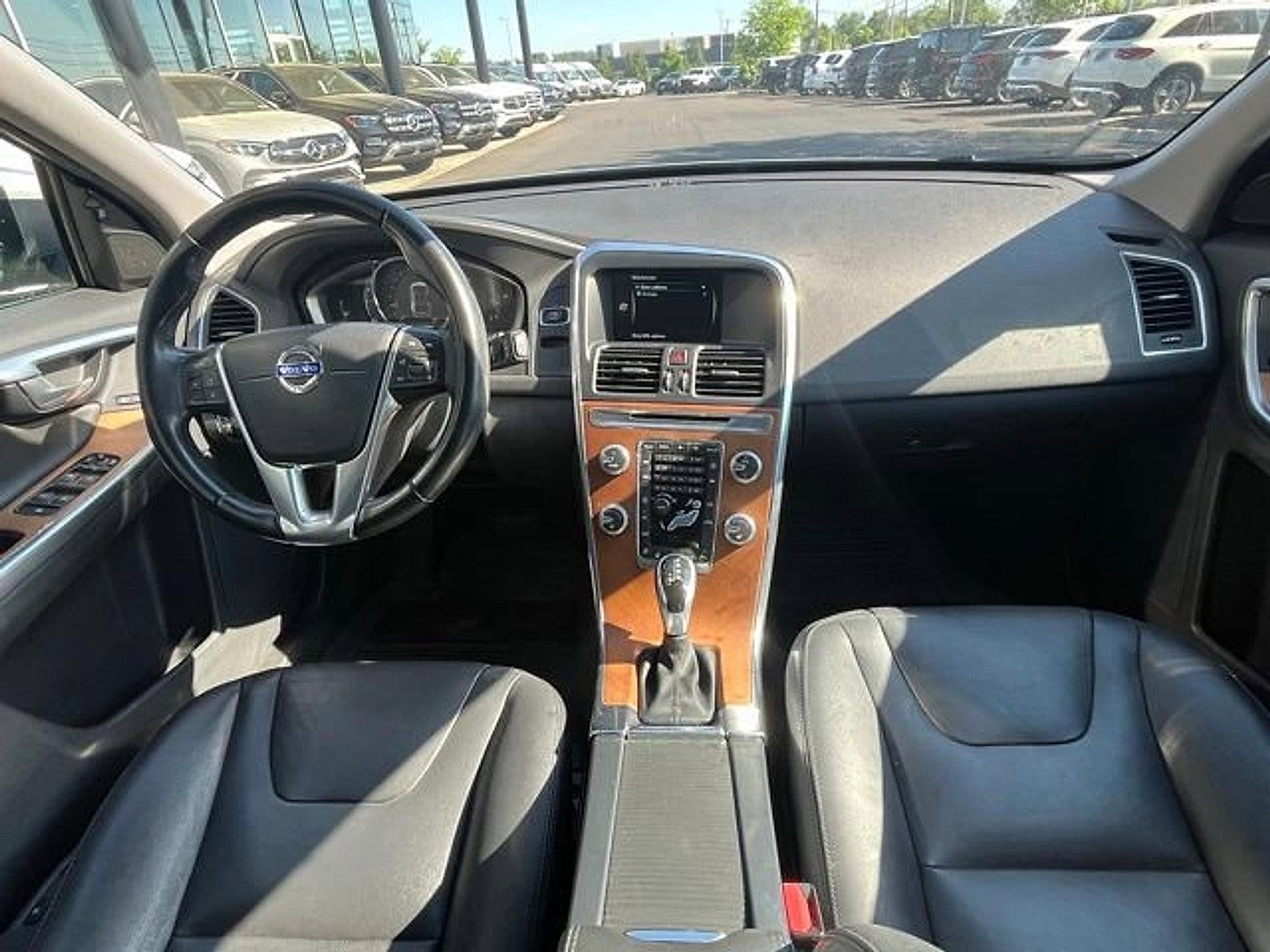 2017 Volvo XC60 T5 AWD Inscription