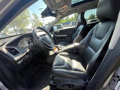 2017 Volvo XC60 T5 AWD Inscription