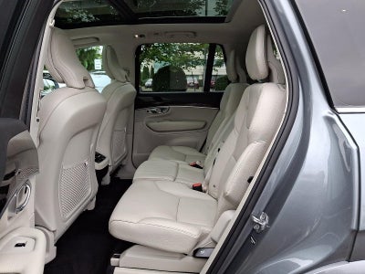 2019 Volvo XC90 T6 AWD Momentum