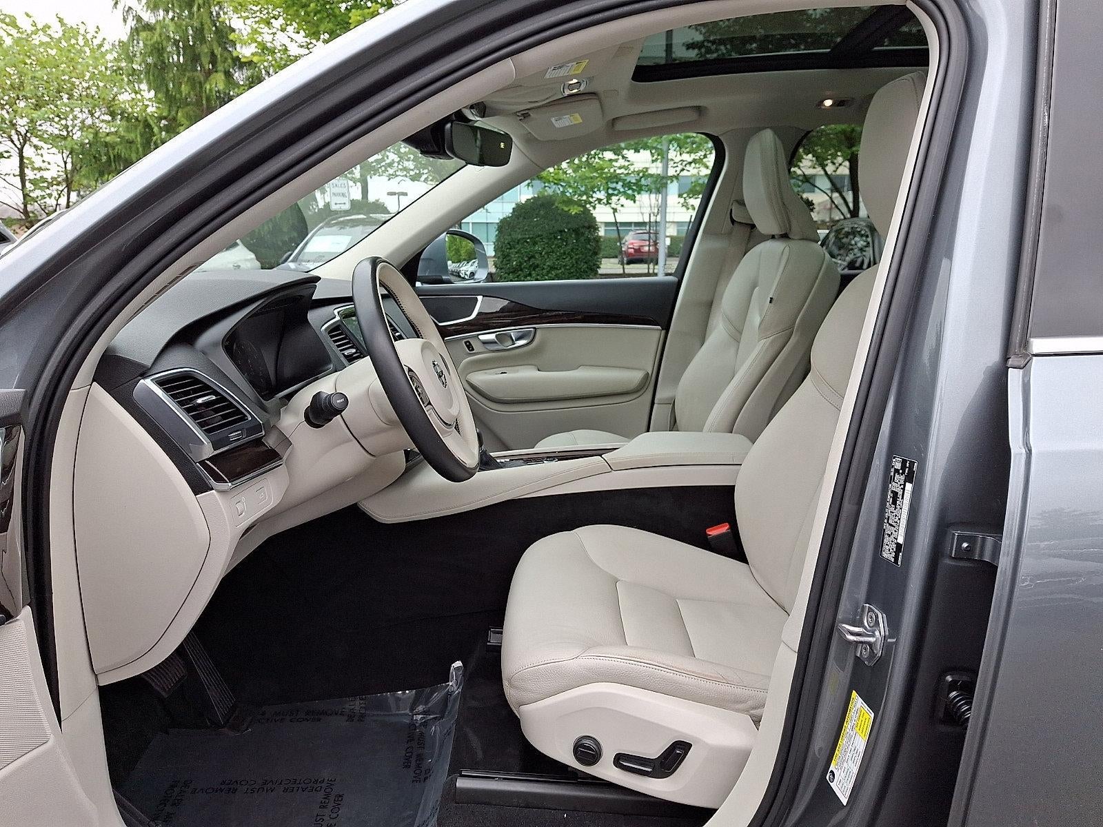 2019 Volvo XC90 T6 AWD Momentum