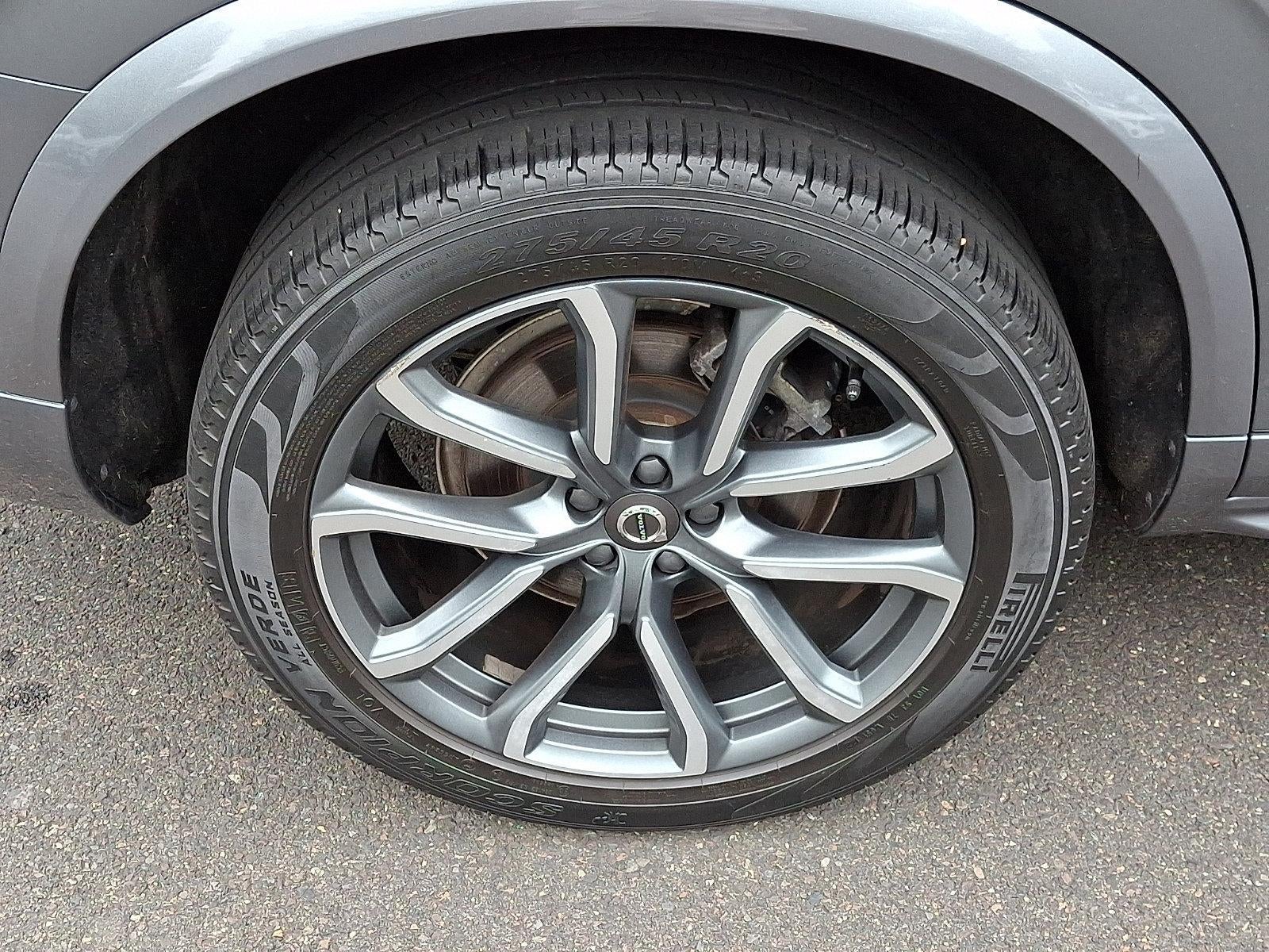 2019 Volvo XC90 T6 AWD Momentum