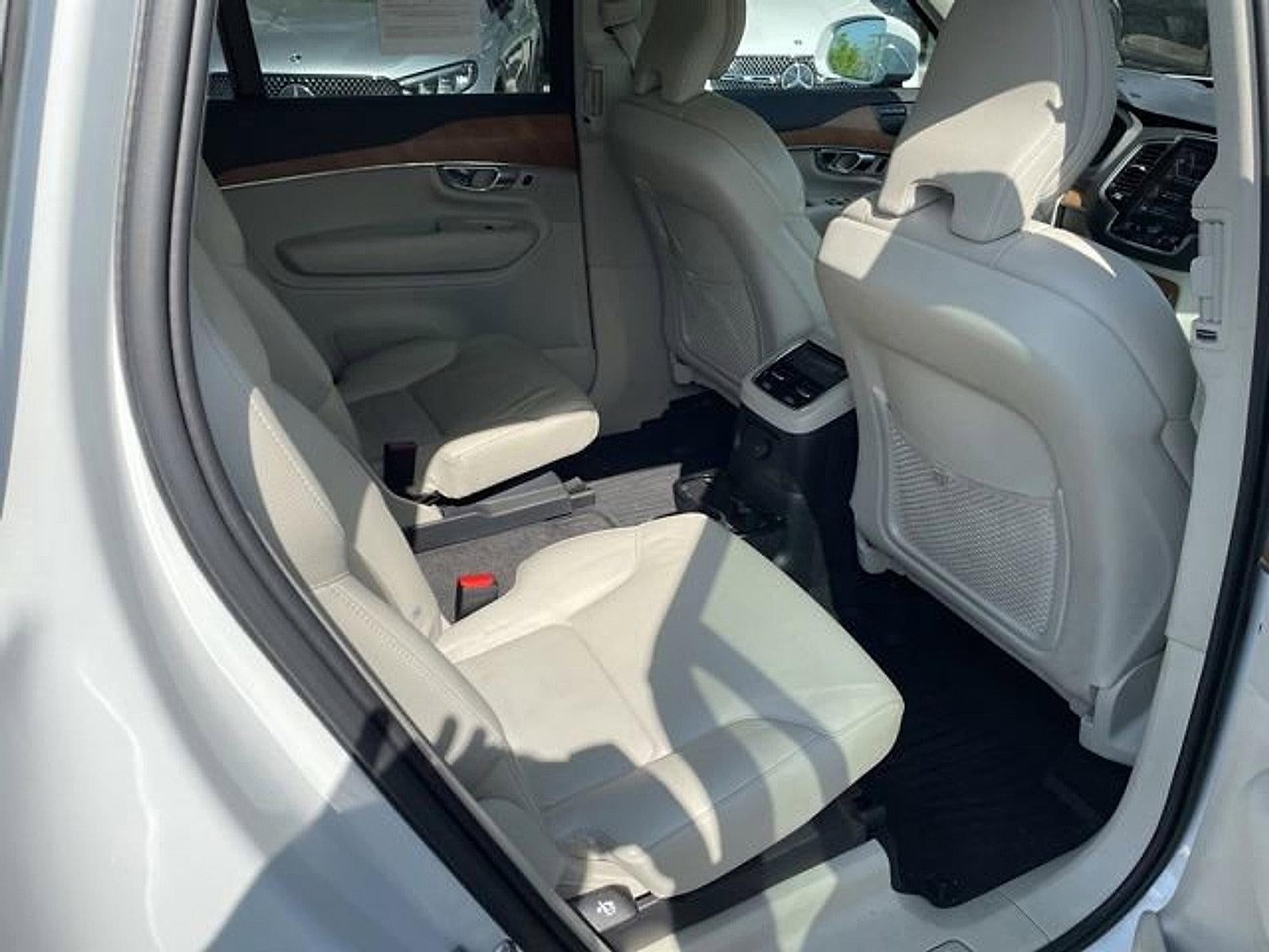 2022 Volvo XC90 Recharge Plug-In Hybrid T8 eAWD PHEV Inscription Expression 6P Ext Range