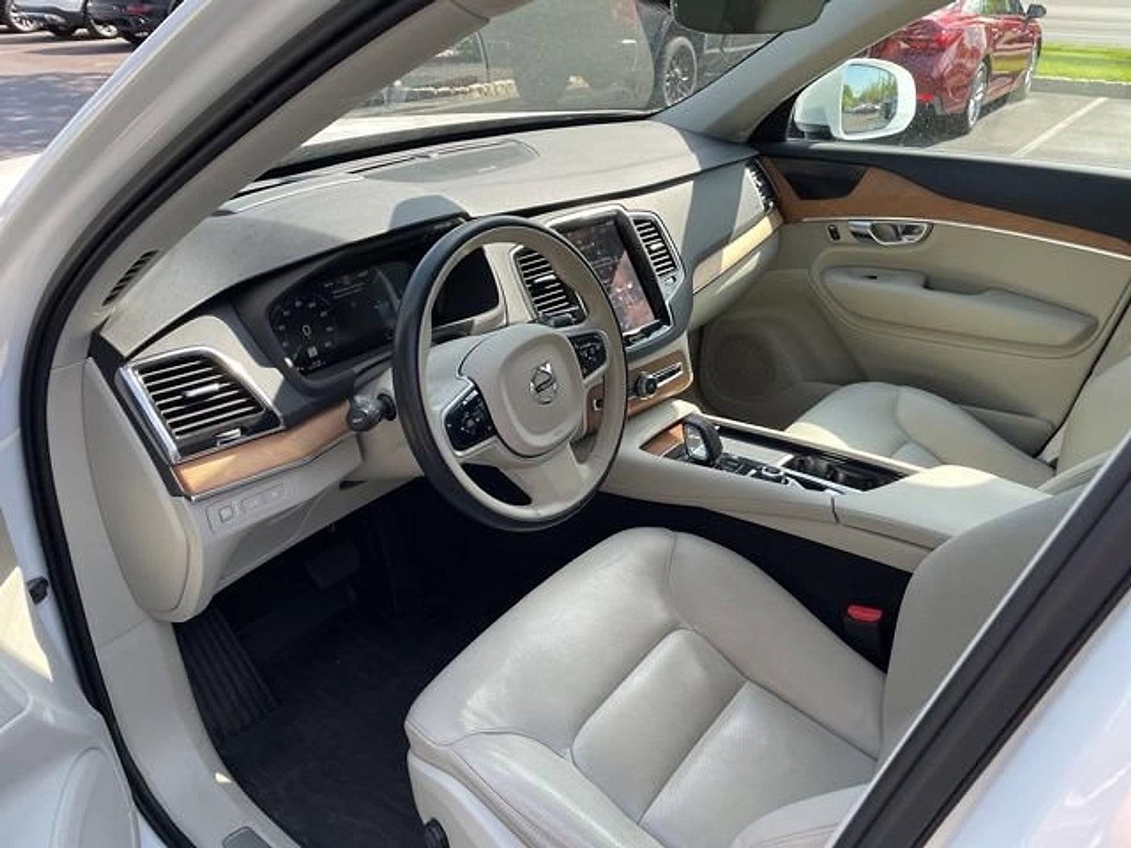 2022 Volvo XC90 Recharge Plug-In Hybrid T8 eAWD PHEV Inscription Expression 6P Ext Range
