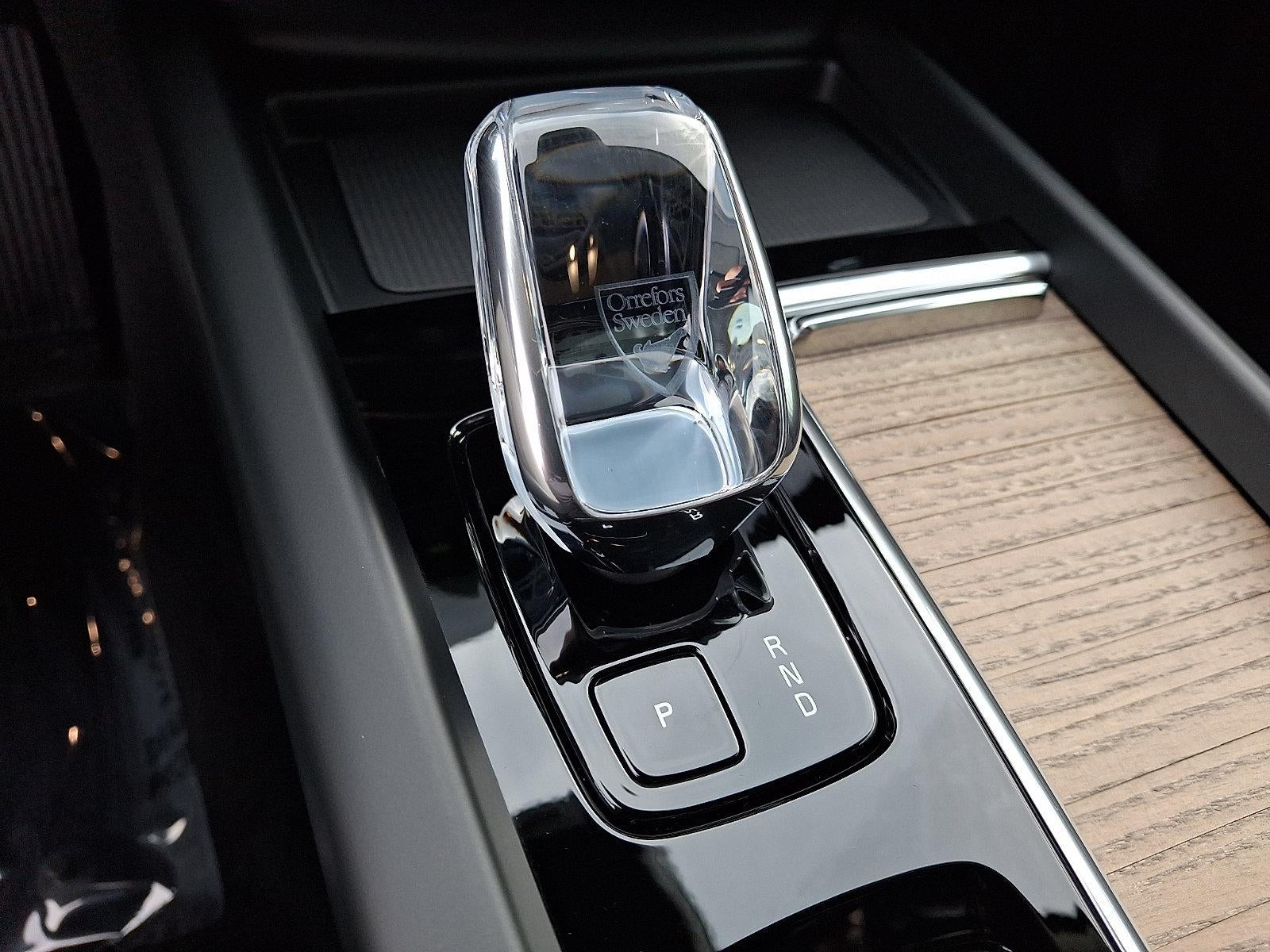 2026 Volvo XC60 B5 AWD Plus