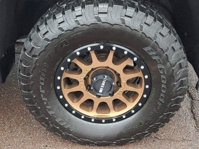 2024 Chevrolet Silverado 2500 HD Crew Cab Standard Box 4-Wheel Drive Custom