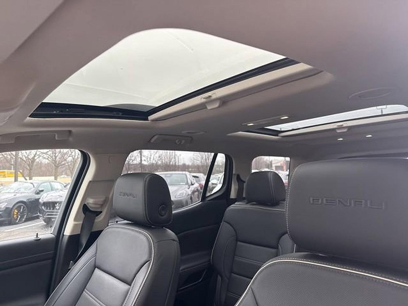 2023 GMC Acadia FWD Denali