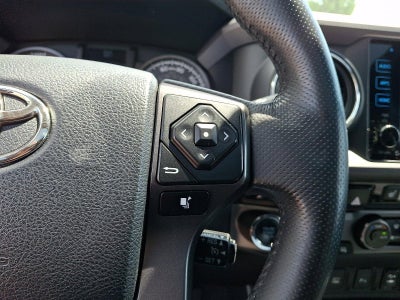 2017 Toyota Tacoma TRD Sport Double Cab 6' Bed V6 4x4 AT (Natl)