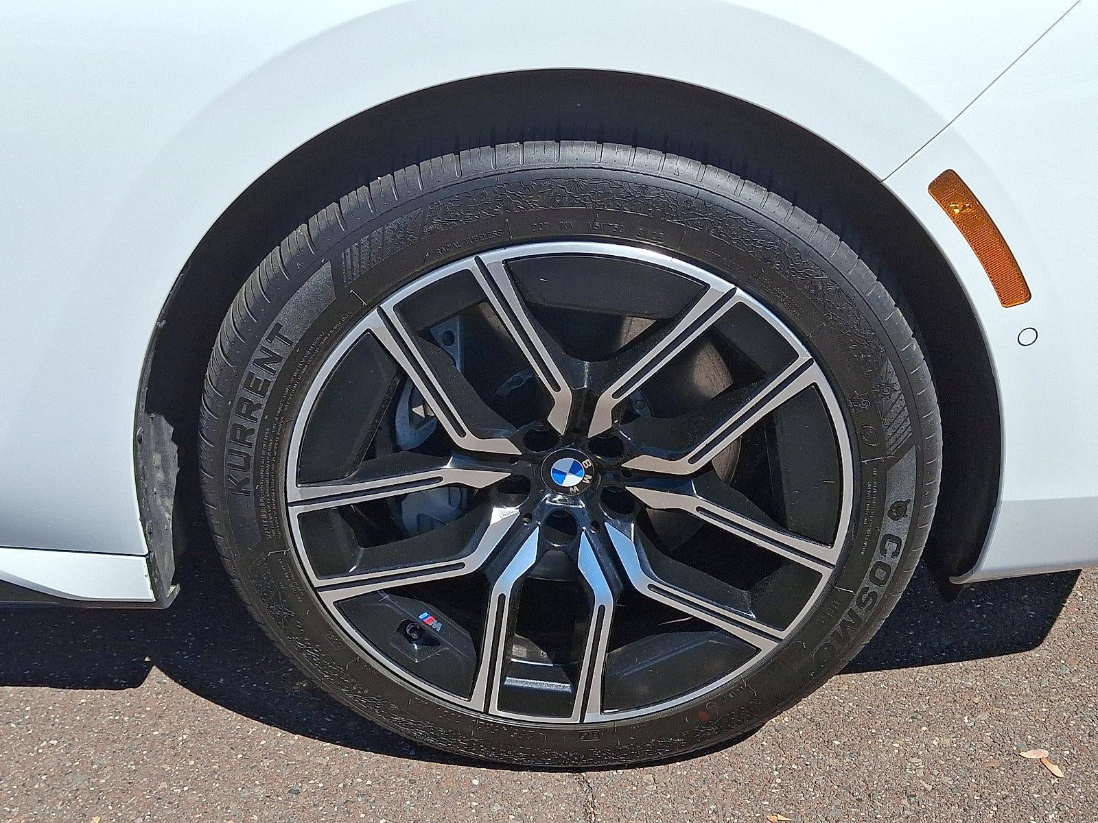 2025 BMW 740i xDrive Sedan