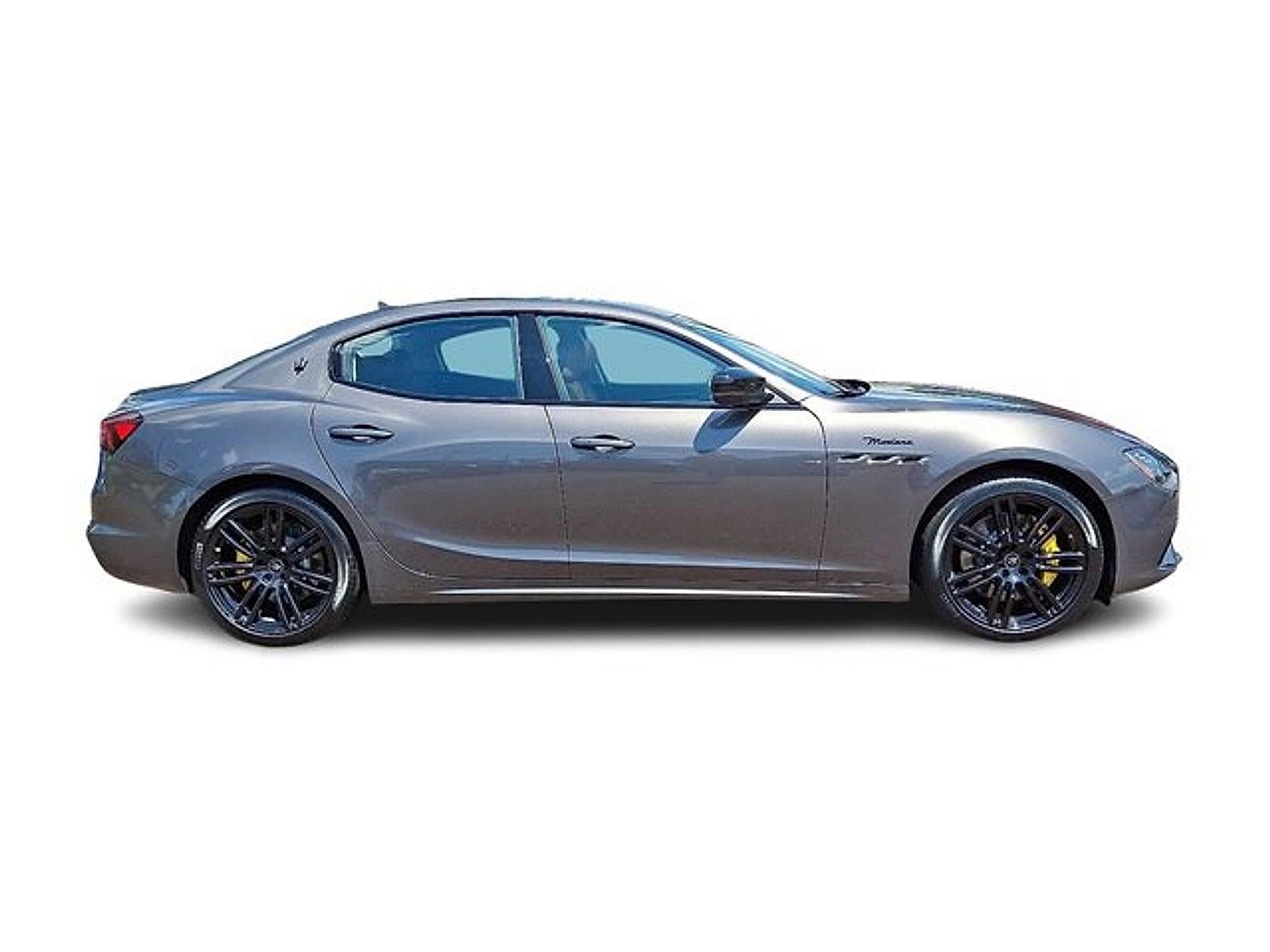 2022 Maserati Ghibli Modena Q4 3.0L