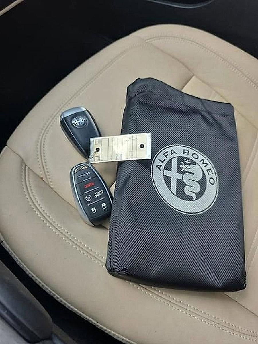 2023 Alfa Romeo Giulia Lusso AWD