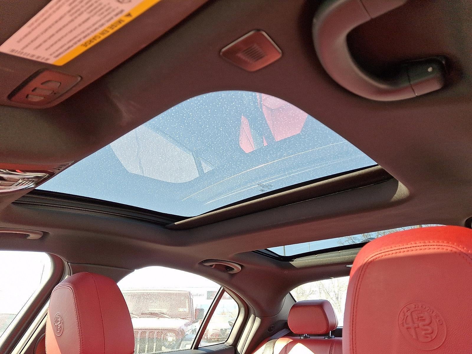 2022 Alfa Romeo Giulia Veloce AWD