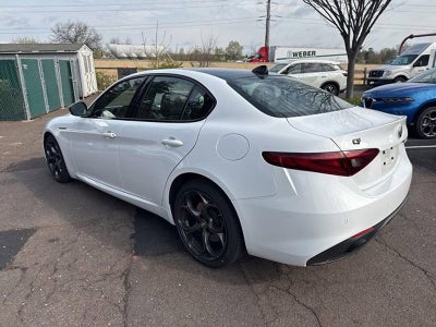 2023 Alfa Romeo Giulia Estrema AWD