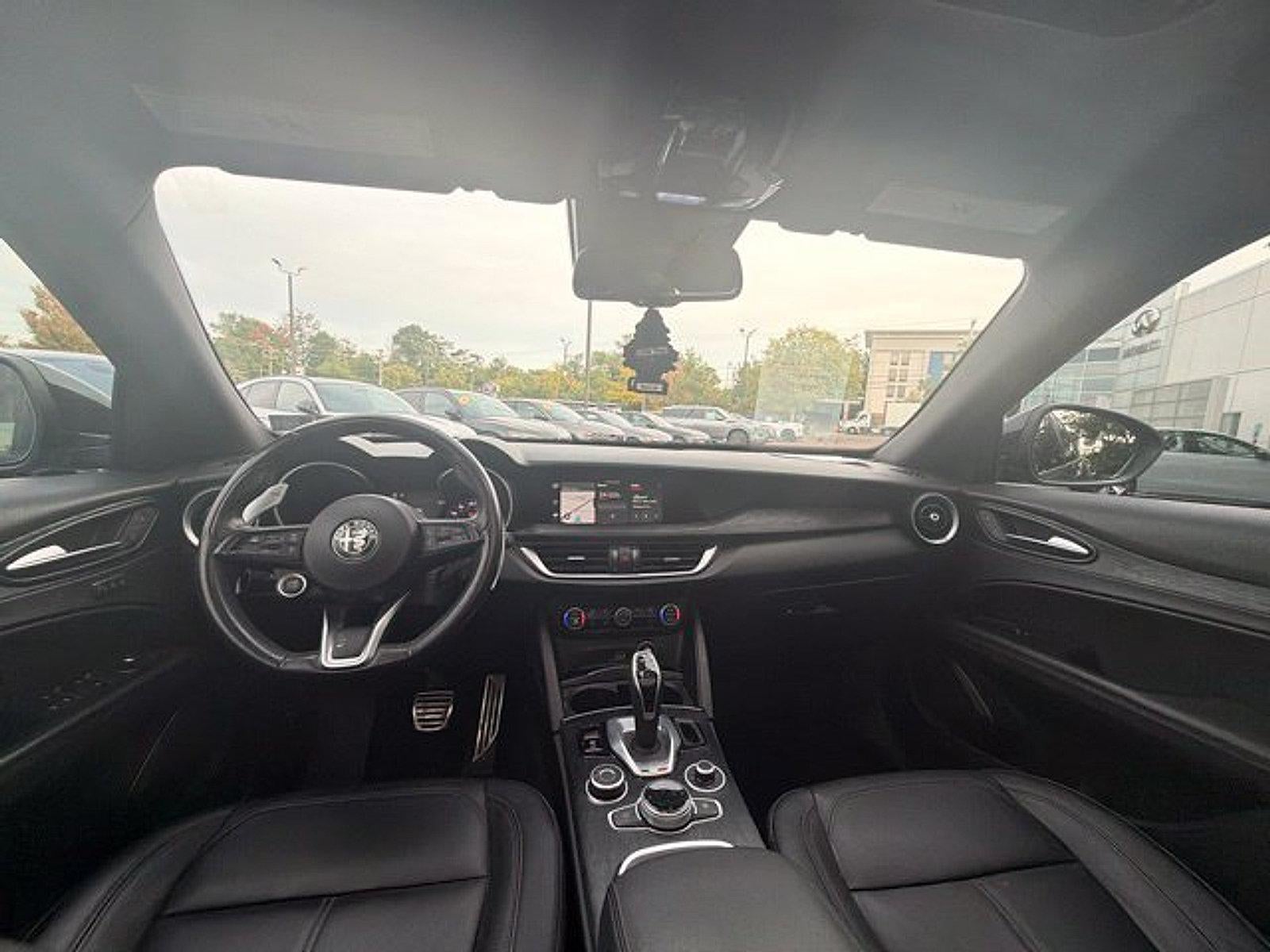 2023 Alfa Romeo Stelvio Sprint AWD