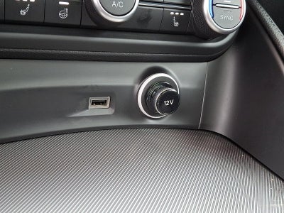 2023 Alfa Romeo Stelvio Veloce AWD