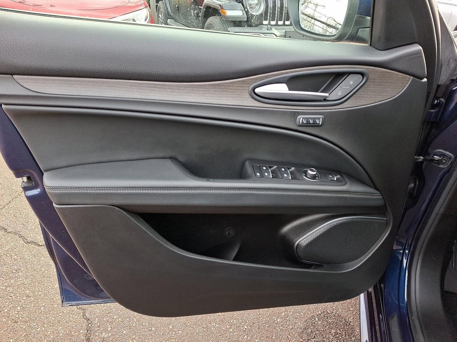 2021 Alfa Romeo Stelvio Ti AWD