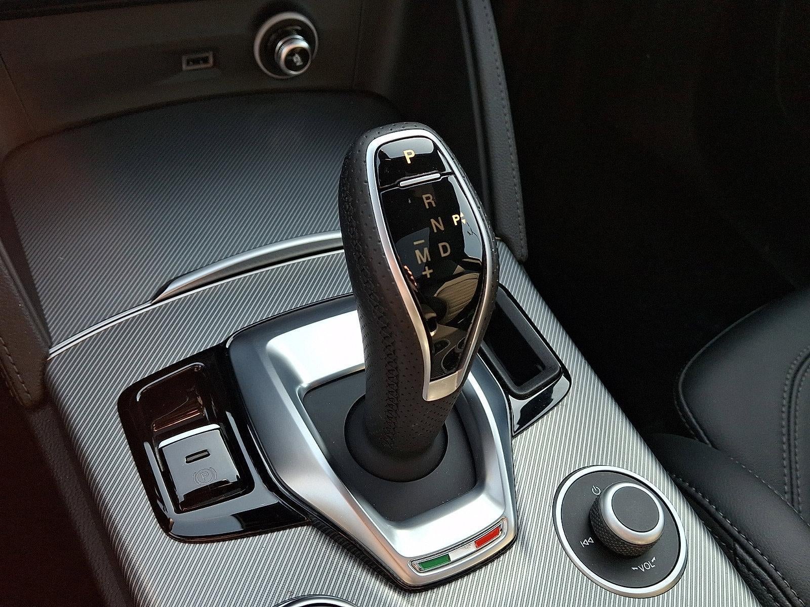 2023 Alfa Romeo Stelvio Veloce AWD