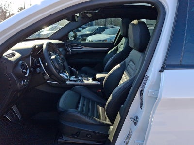 2023 Alfa Romeo Stelvio Veloce AWD