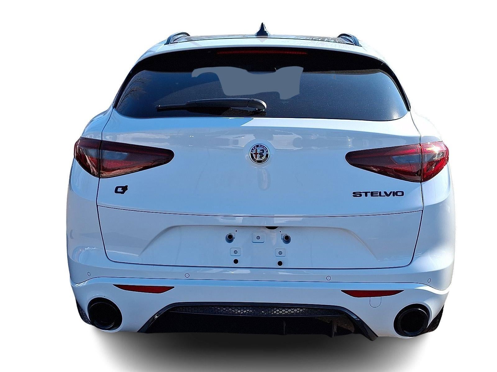 2023 Alfa Romeo Stelvio Veloce AWD