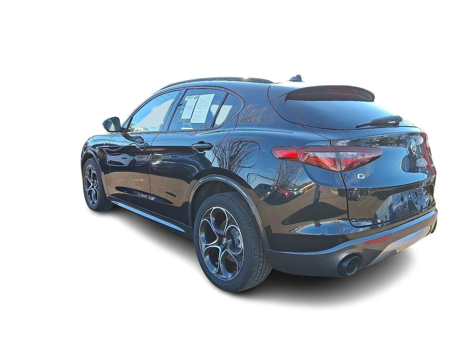 2022 Alfa Romeo Stelvio Ti AWD