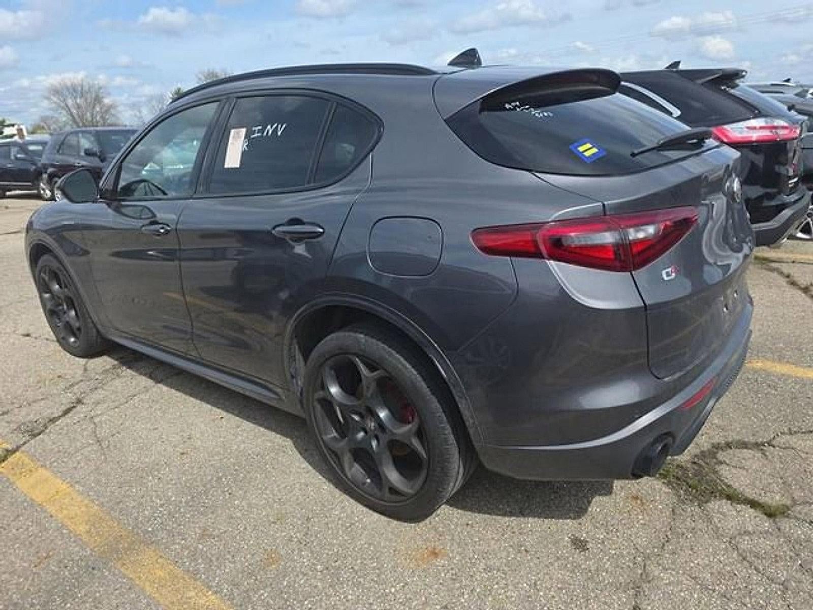 2023 Alfa Romeo Stelvio Veloce AWD
