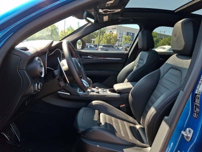2023 Alfa Romeo Stelvio Estrema AWD