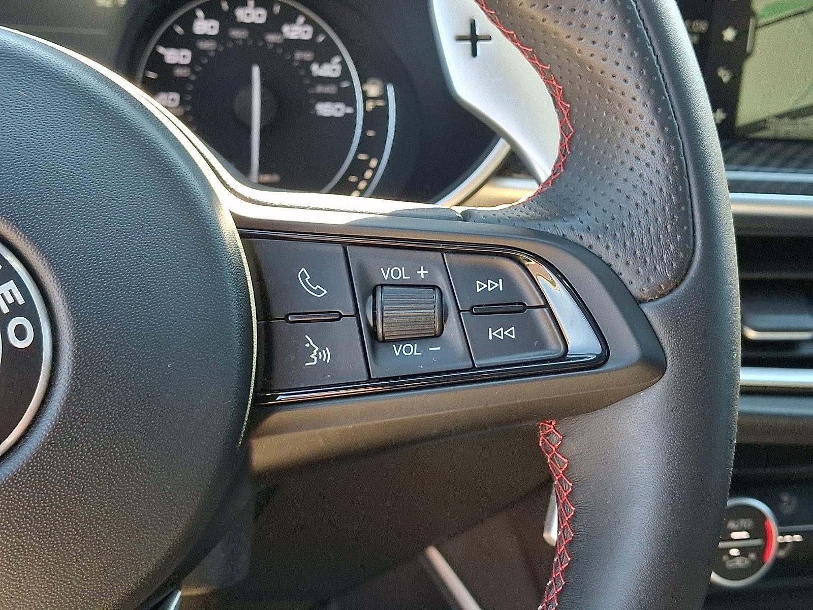 2023 Alfa Romeo Stelvio Estrema AWD